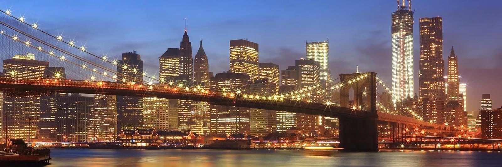 Brooklyn bridge at night